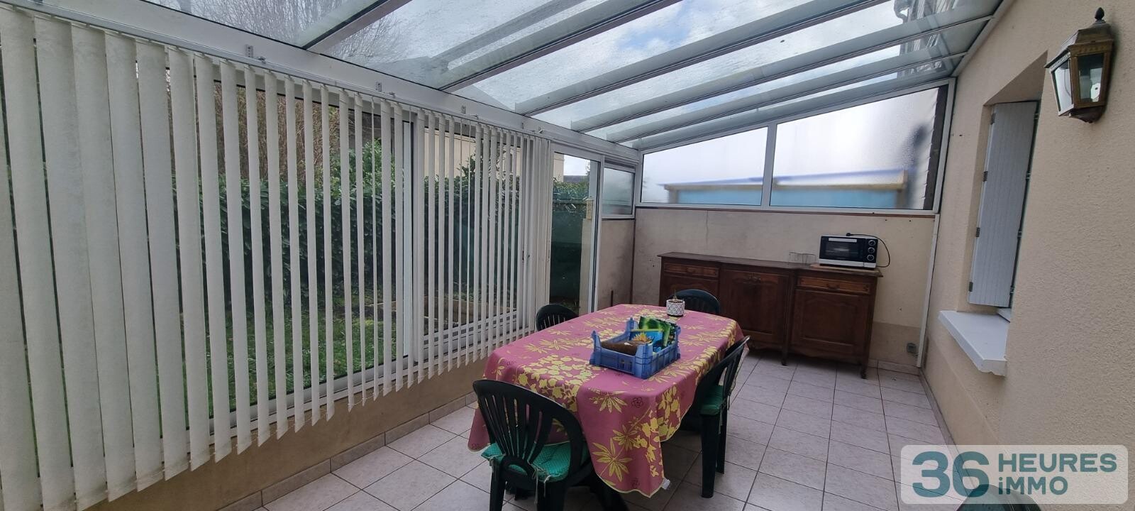 MAISON QUARTIER ISAAC. 