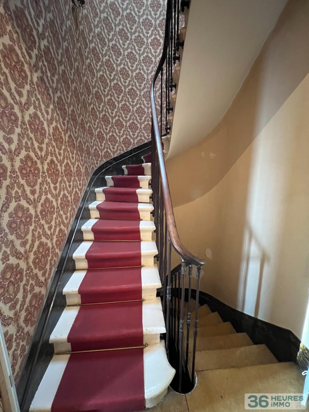 MAISON AVEC JARDIN ET GARAGE