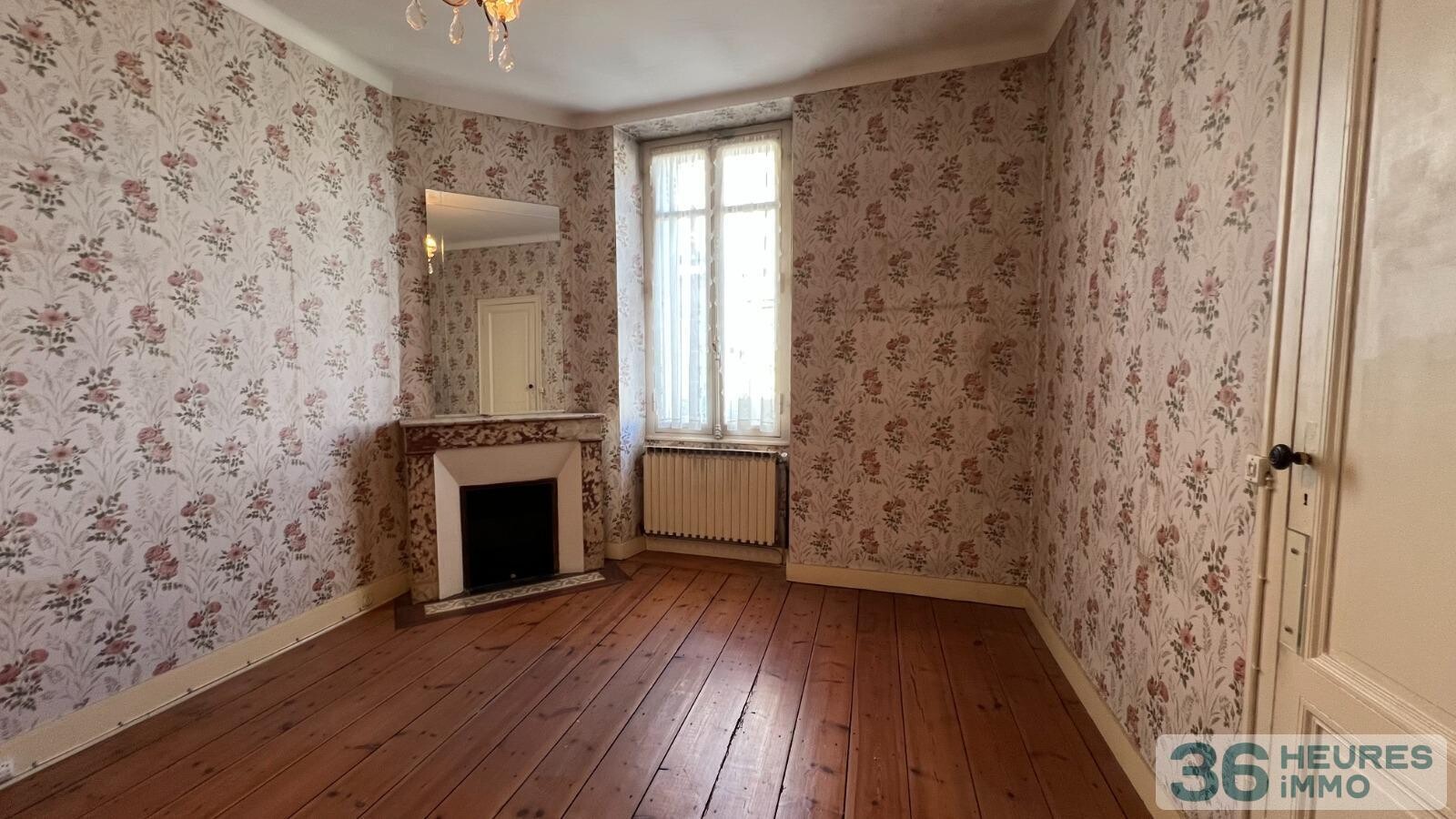 MAISON AVEC JARDIN ET GARAGE