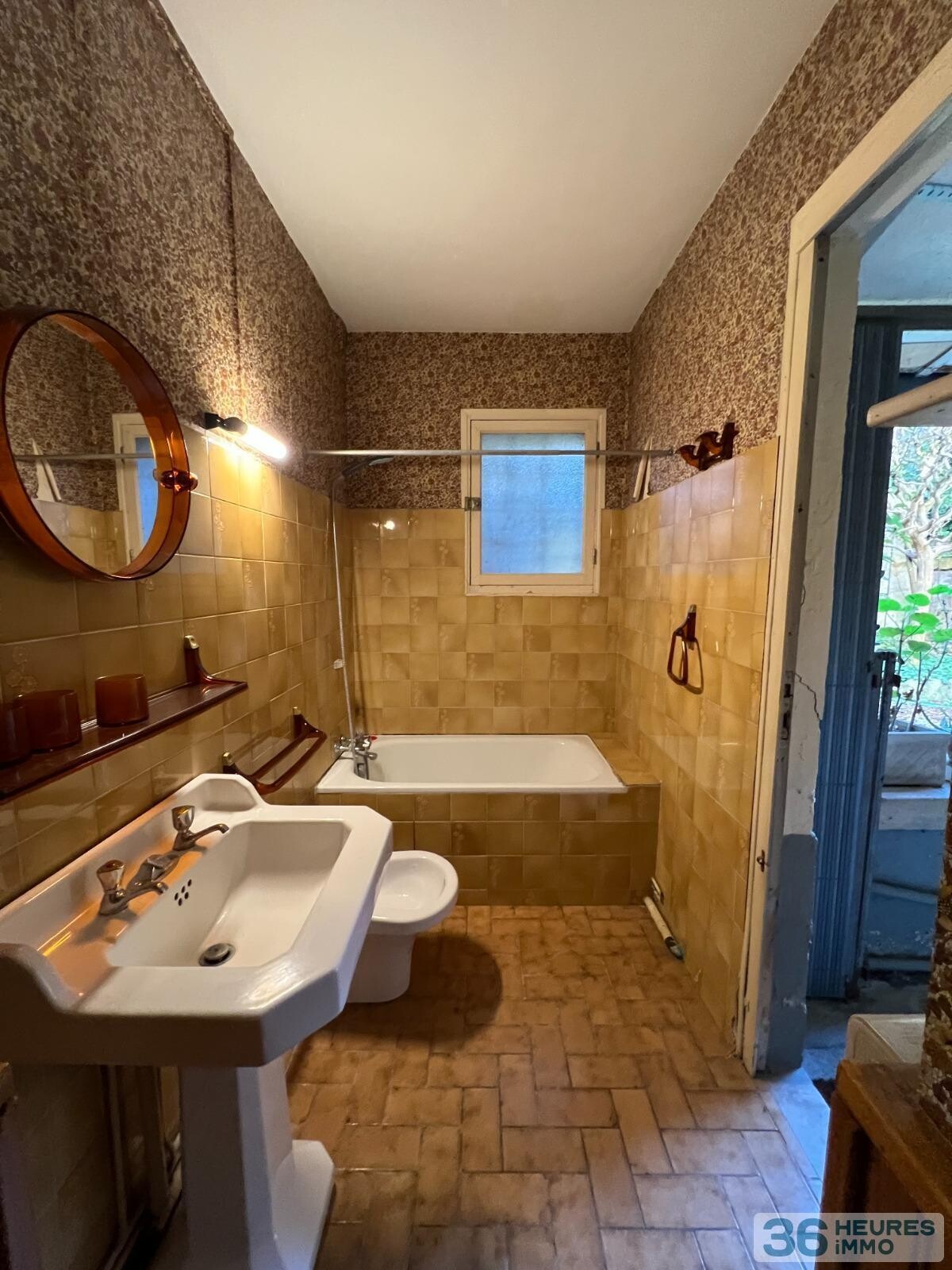 MAISON AVEC JARDIN ET GARAGE