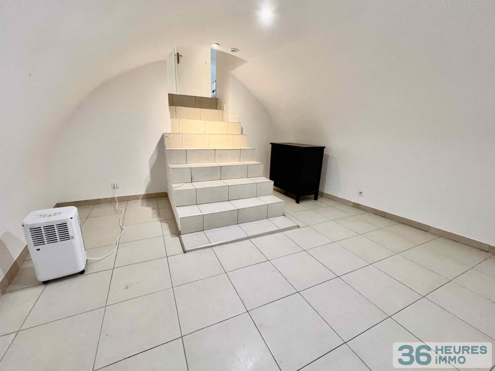 Appartement atypique de 5 pièces avec cour intérieur et terrasse