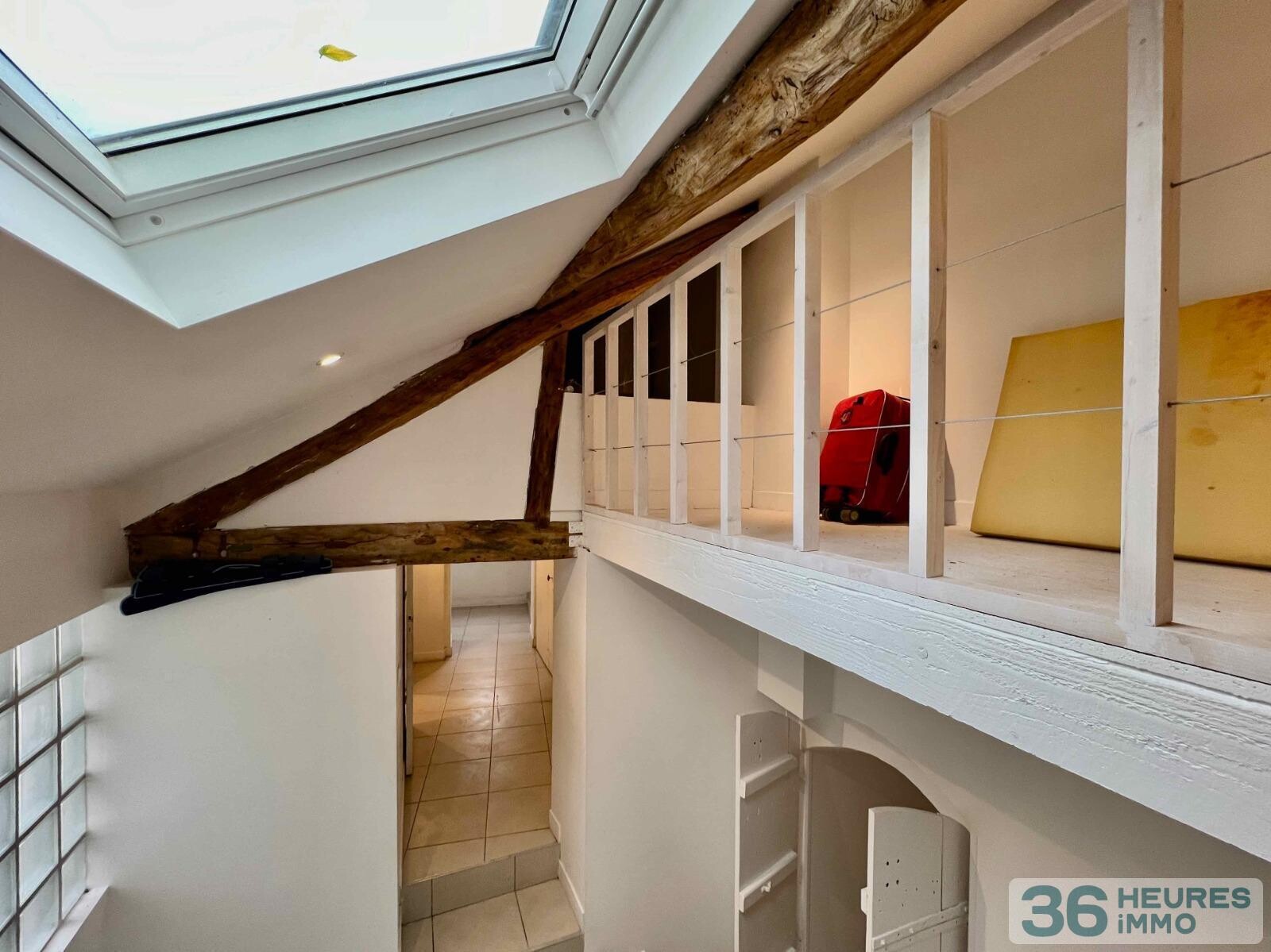 Appartement atypique de 5 pièces avec cour intérieur et terrasse