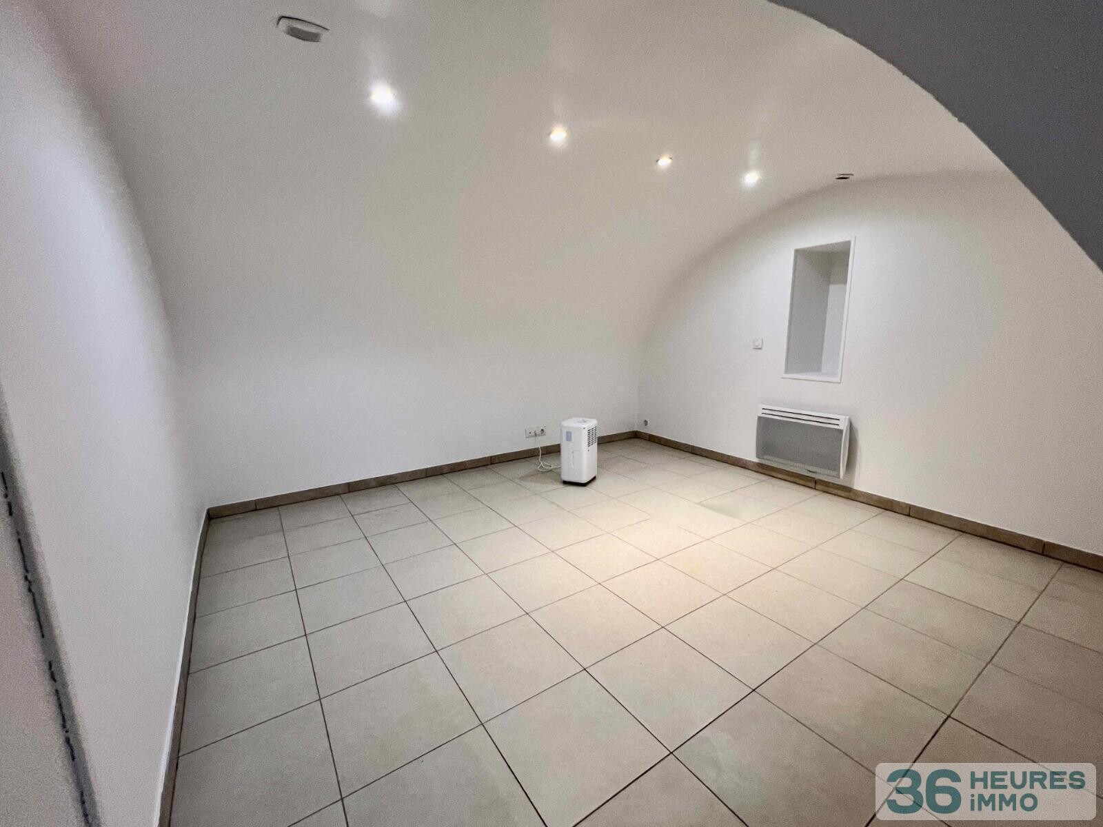 Appartement atypique de 5 pièces avec cour intérieur et terrasse