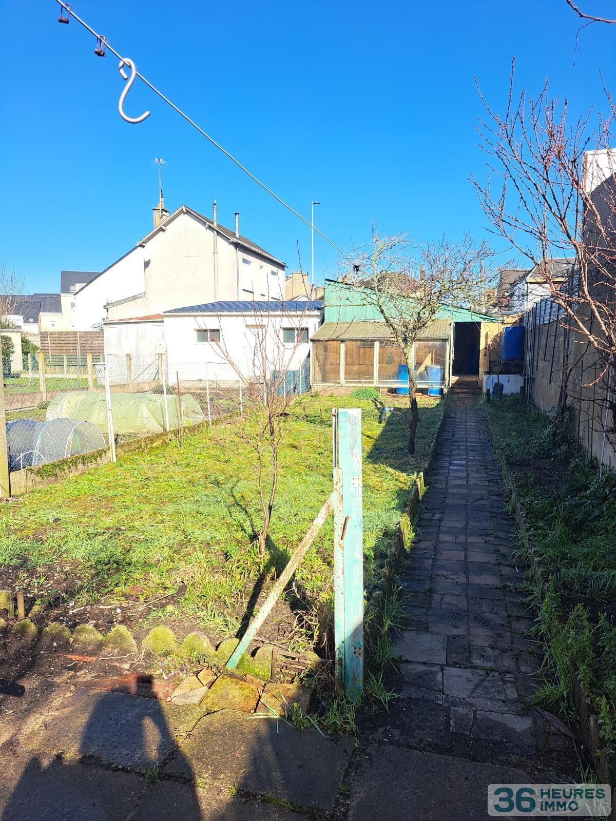 MAISON PLAIN PIED POSSIBLE AVEC JARDIN ET GARAGE 