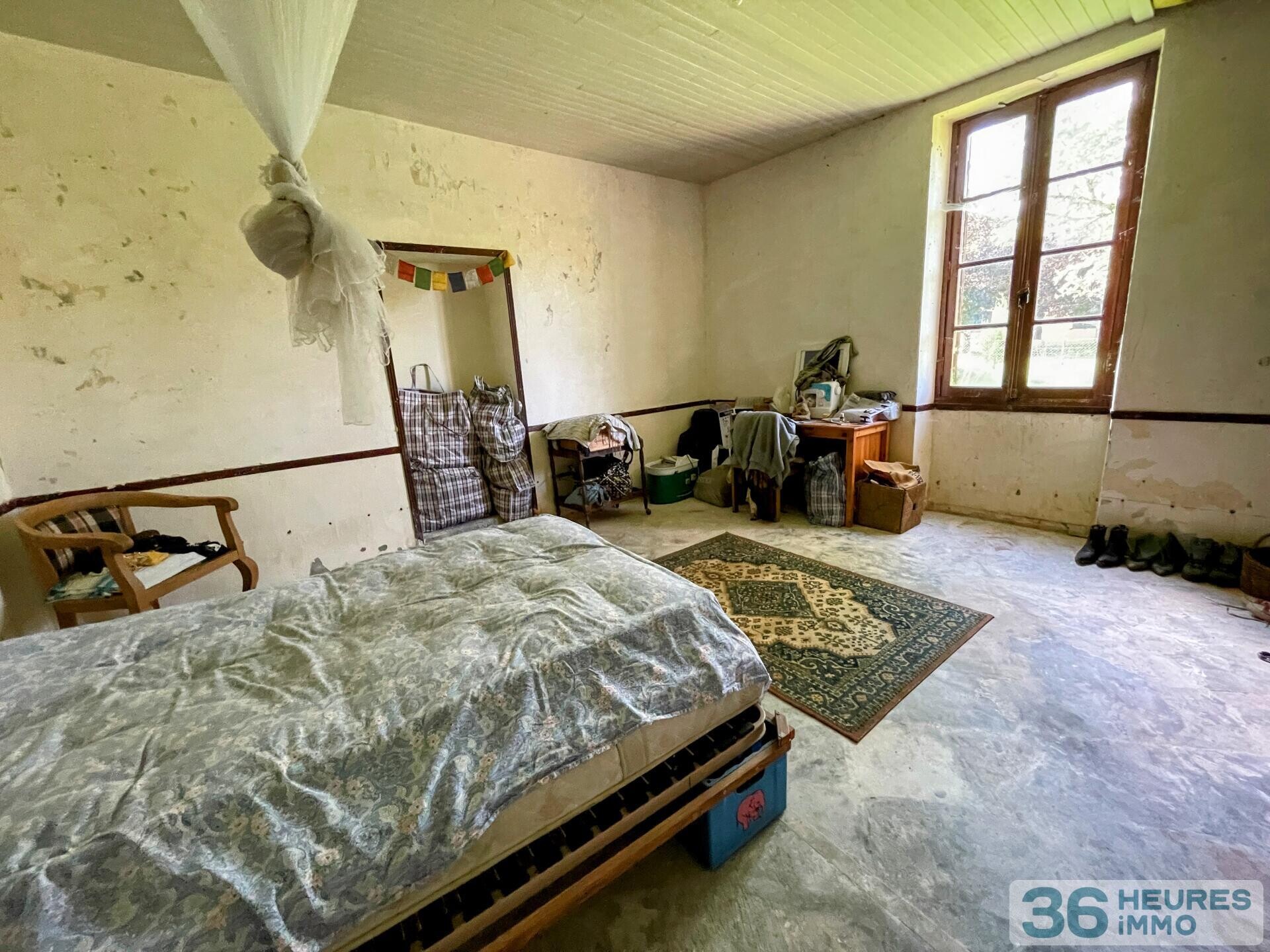 Maison de caractère en pierre de 163m2 à restaurer