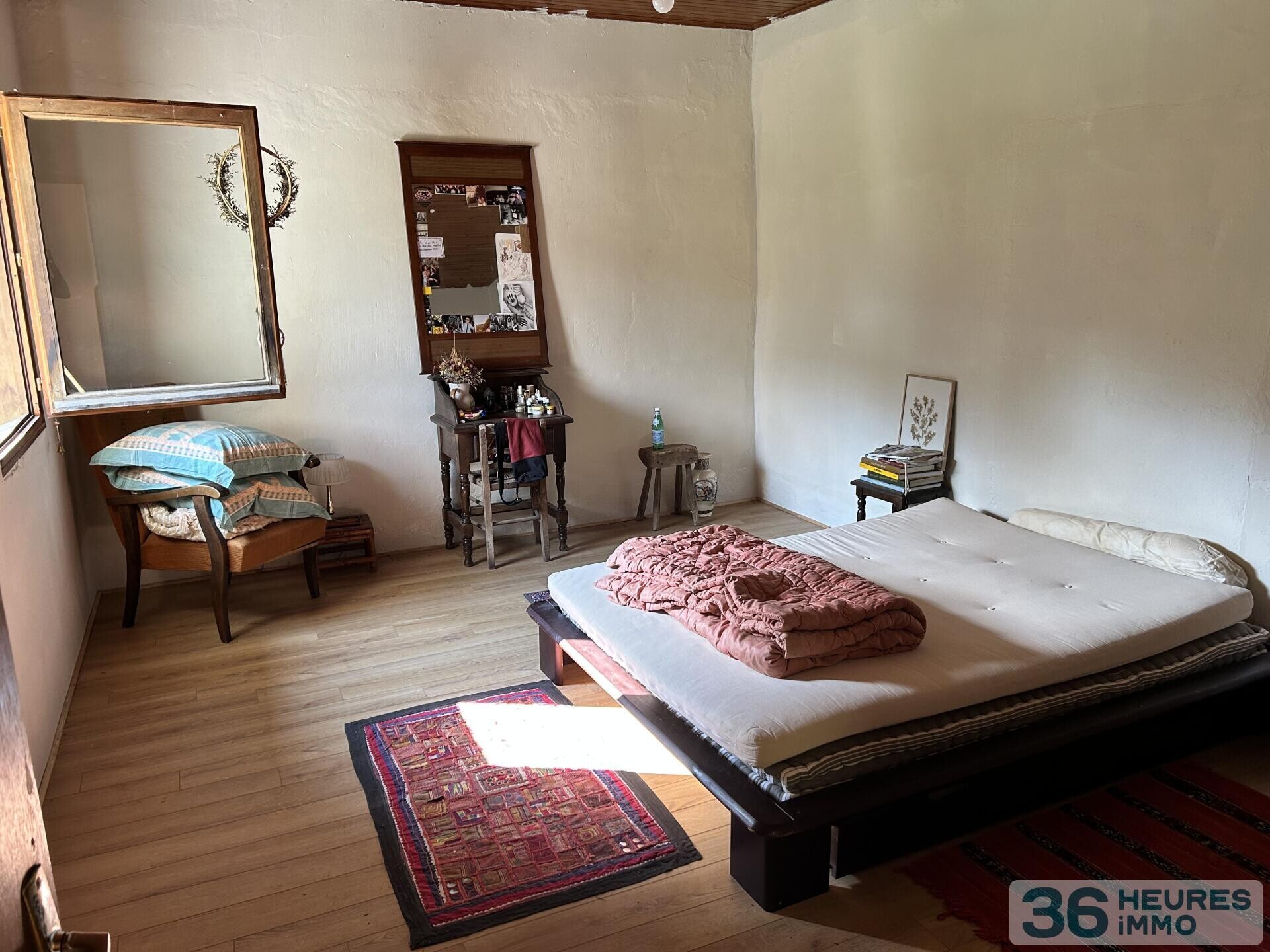 Maison de caractère en pierre de 163m2 à restaurer