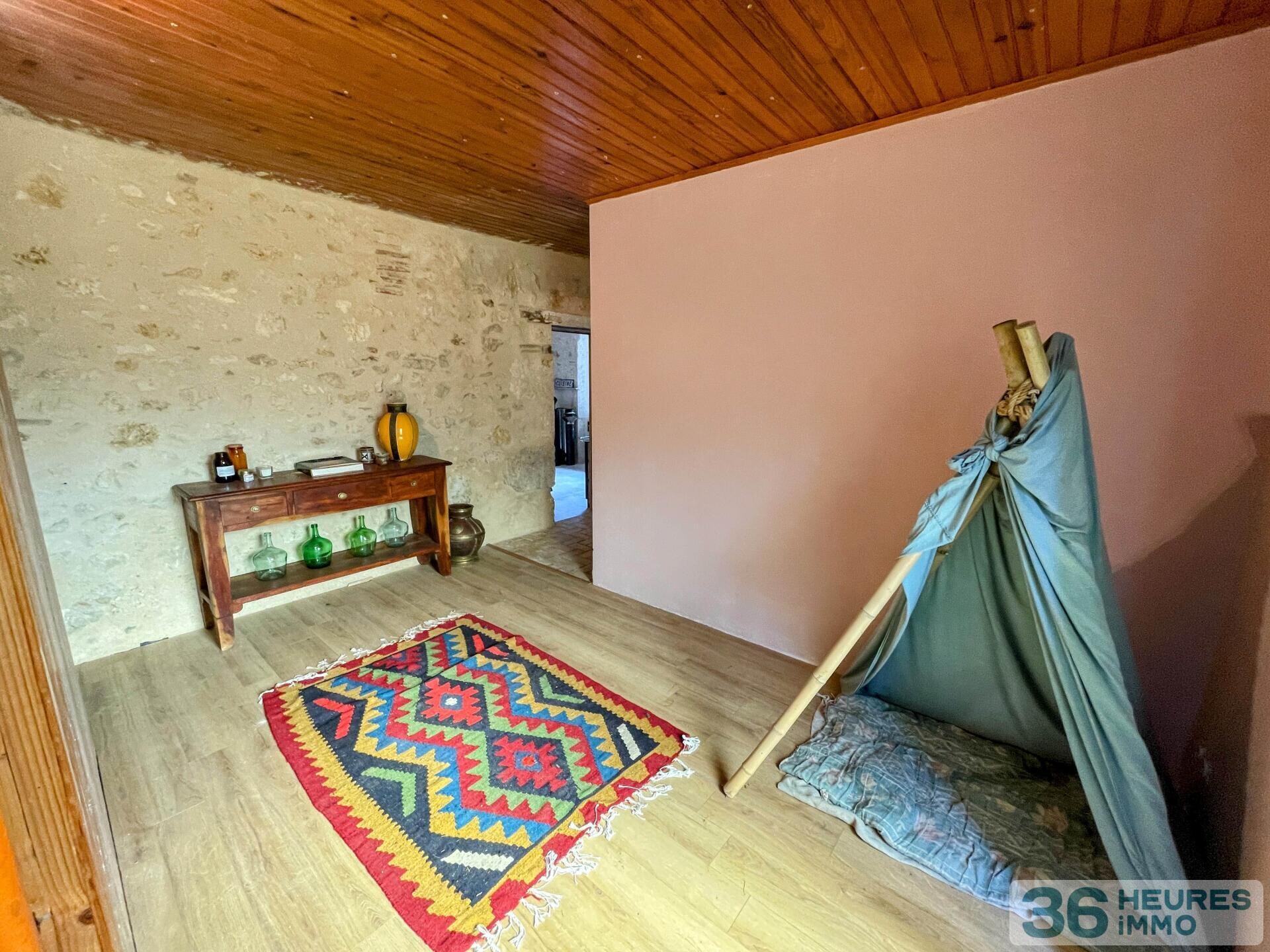 Maison de caractère en pierre de 163m2 à restaurer