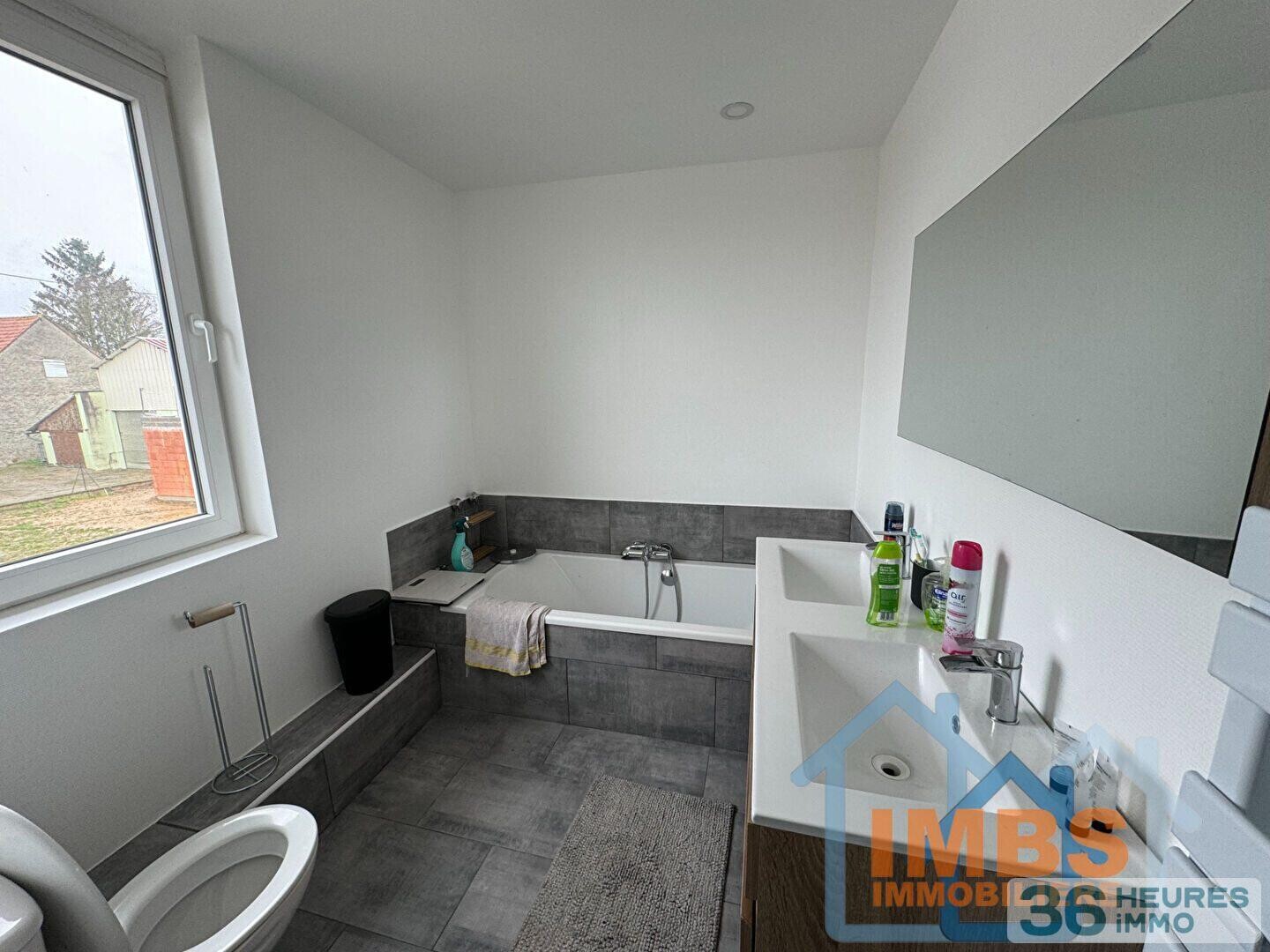 BIETLENHEIM : corps de ferme 11 pièces (210 m²) à vendre