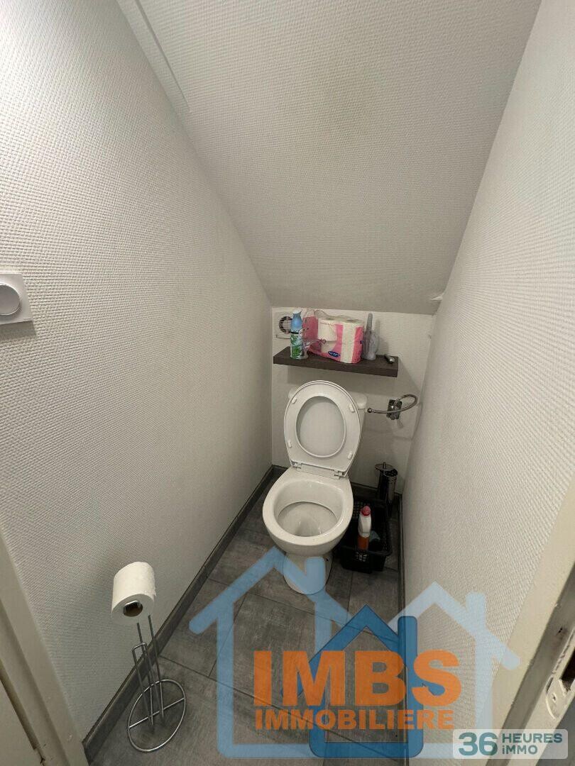 BIETLENHEIM : corps de ferme 11 pièces (210 m²) à vendre