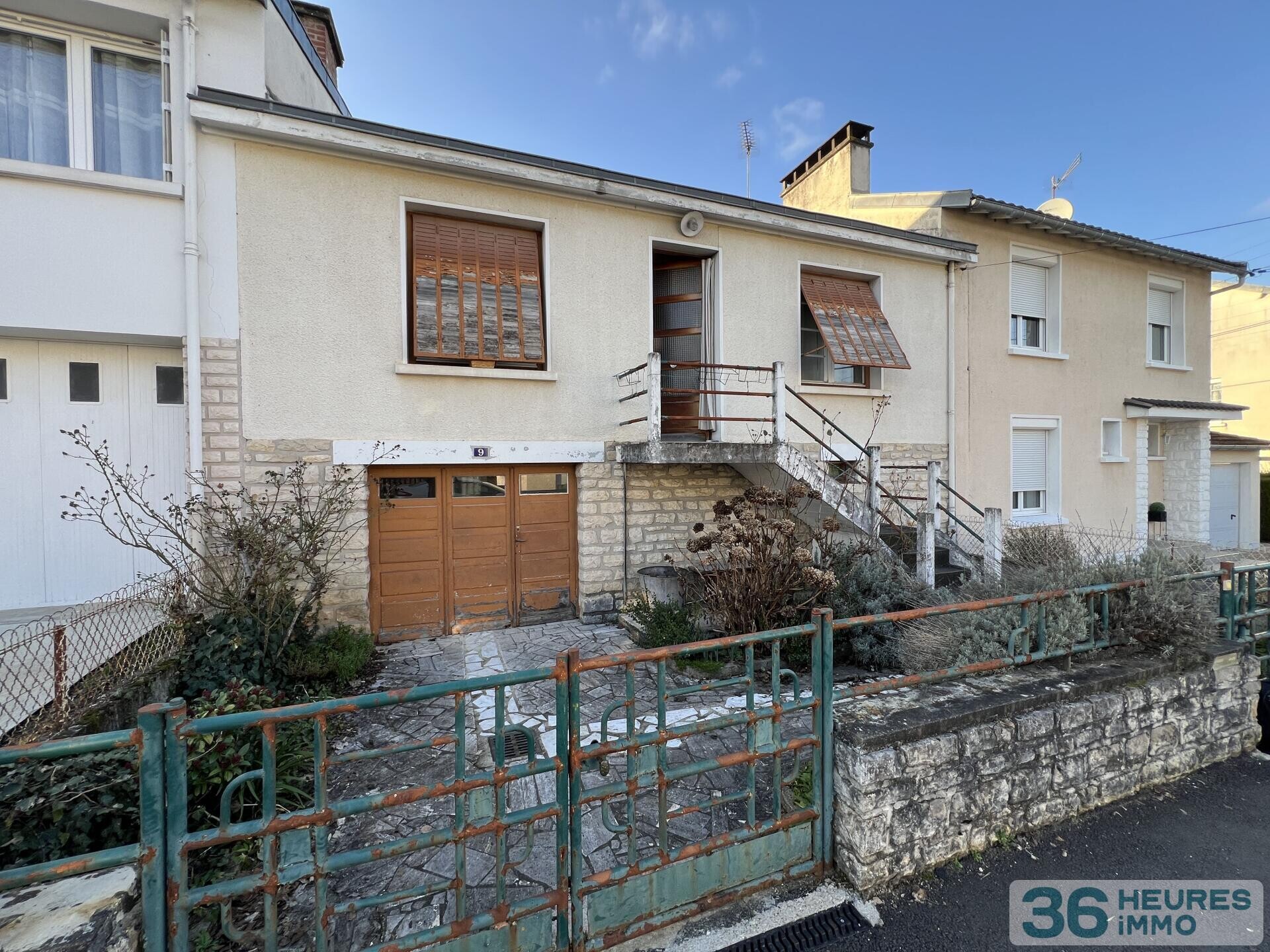 MAISON SUR SOUS SOL AVEC JARDIN