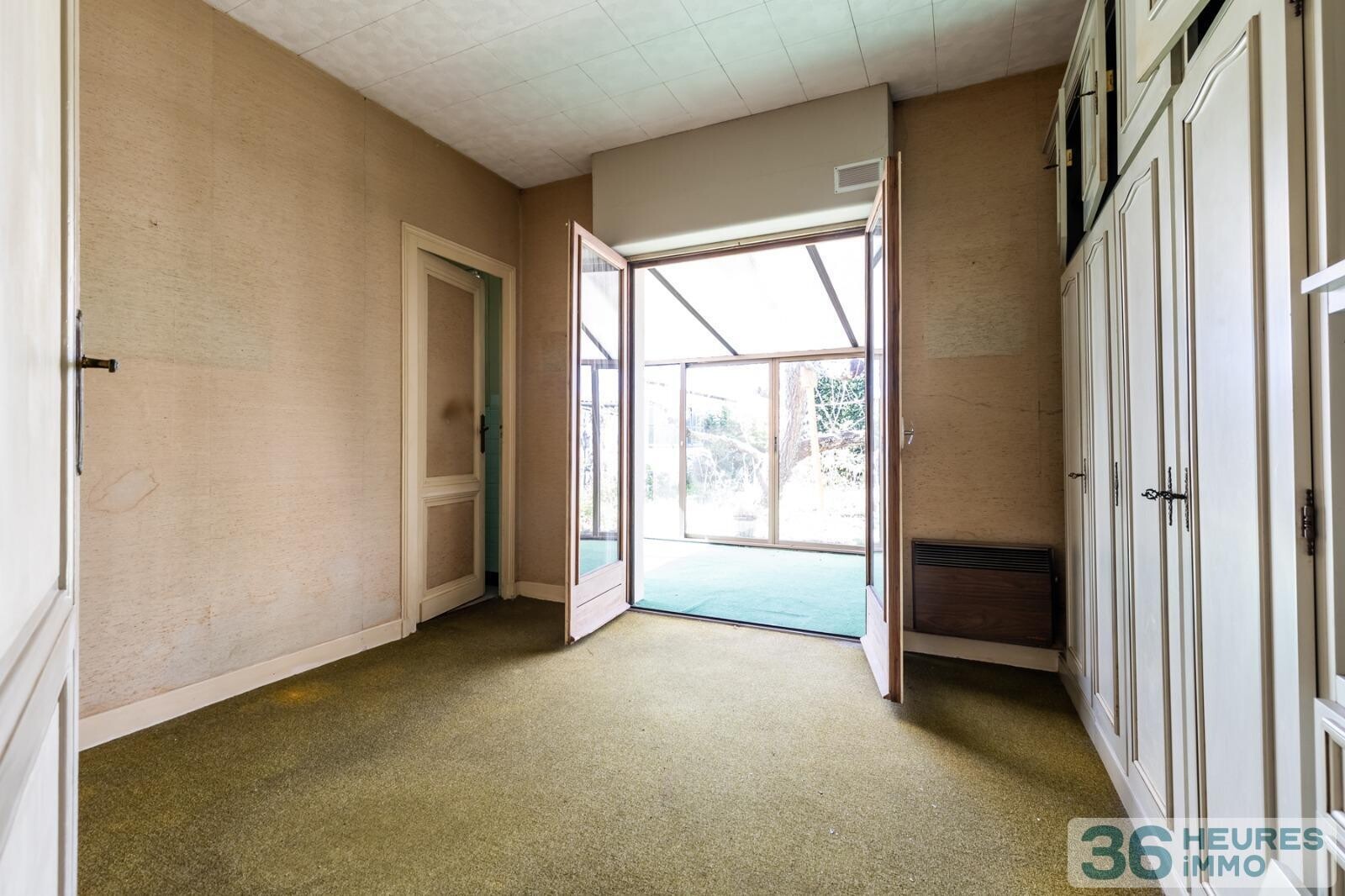 Maison pierre avec garage et jardin 