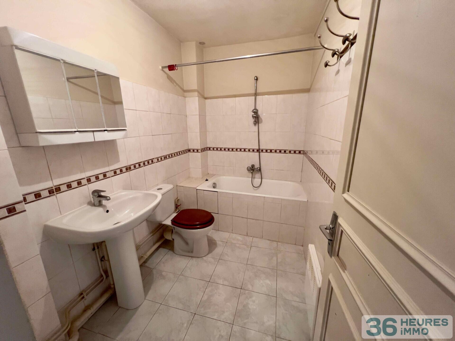 RUE TIQUETONNE - 