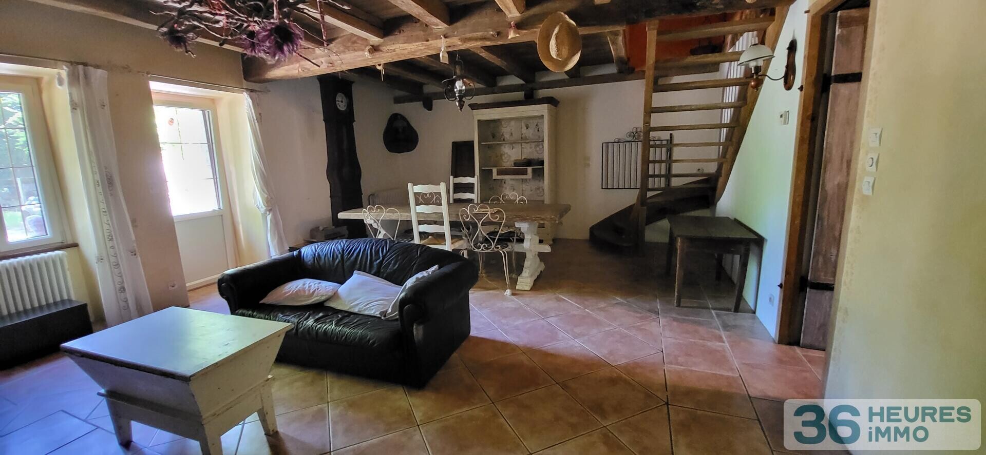 Maison en pierres rénovée, 139 M2, 4 chambres, 1170 M2 de terrain