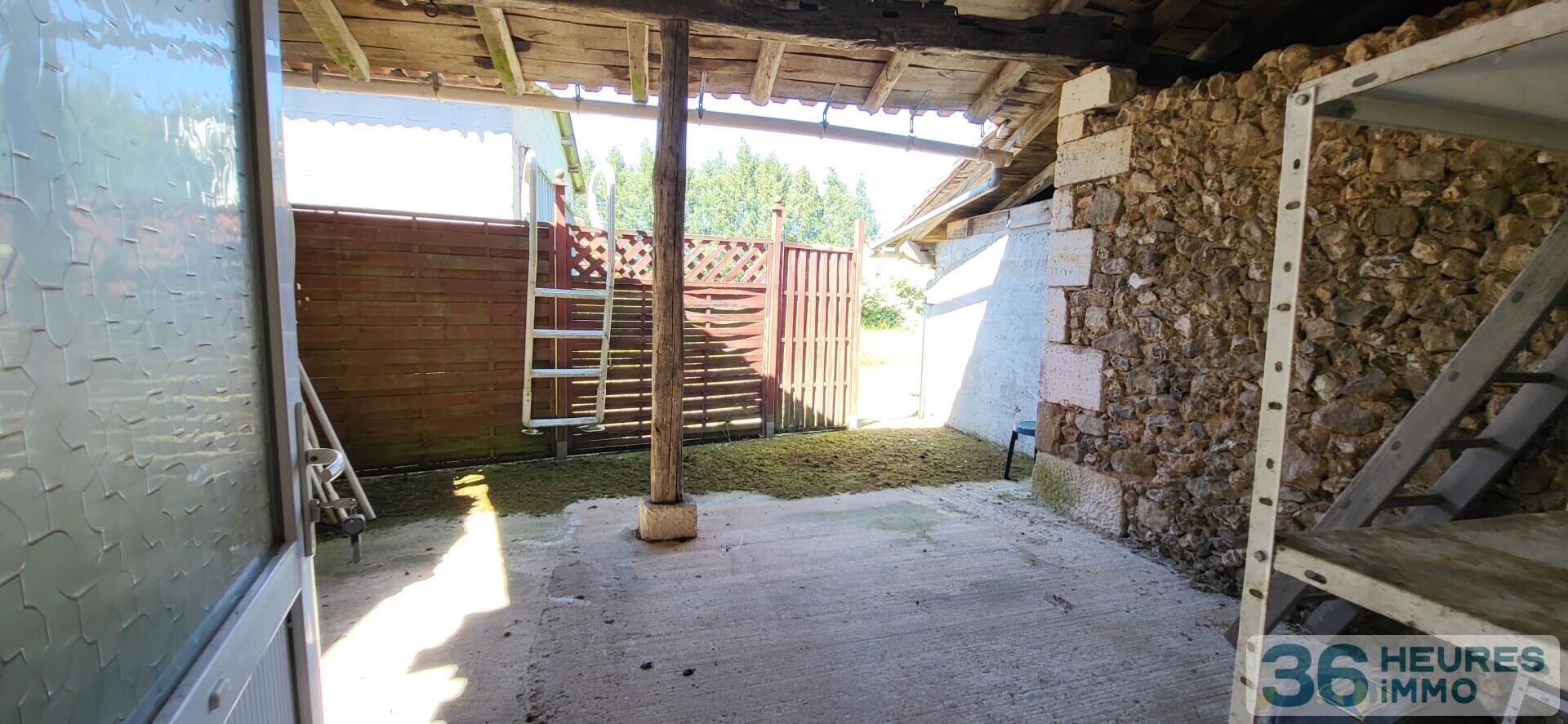 Maison en pierres rénovée, 139 M2, 4 chambres, 1170 M2 de terrain