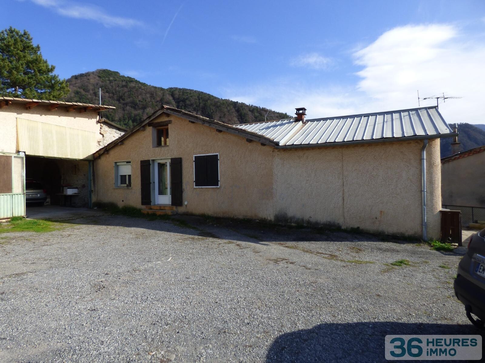 Ténement immobilier CURBANS