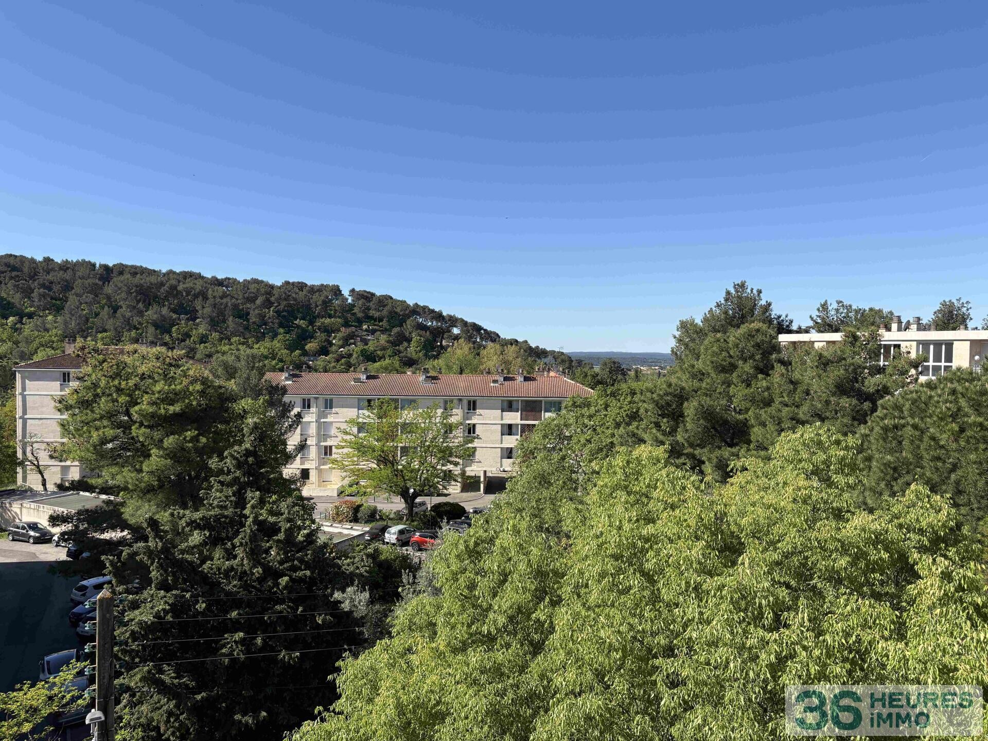 Aix en provence - Agréable appartement T5 de 77 m² – Dernier étage – Vue dégagée – Secteur Beauregard