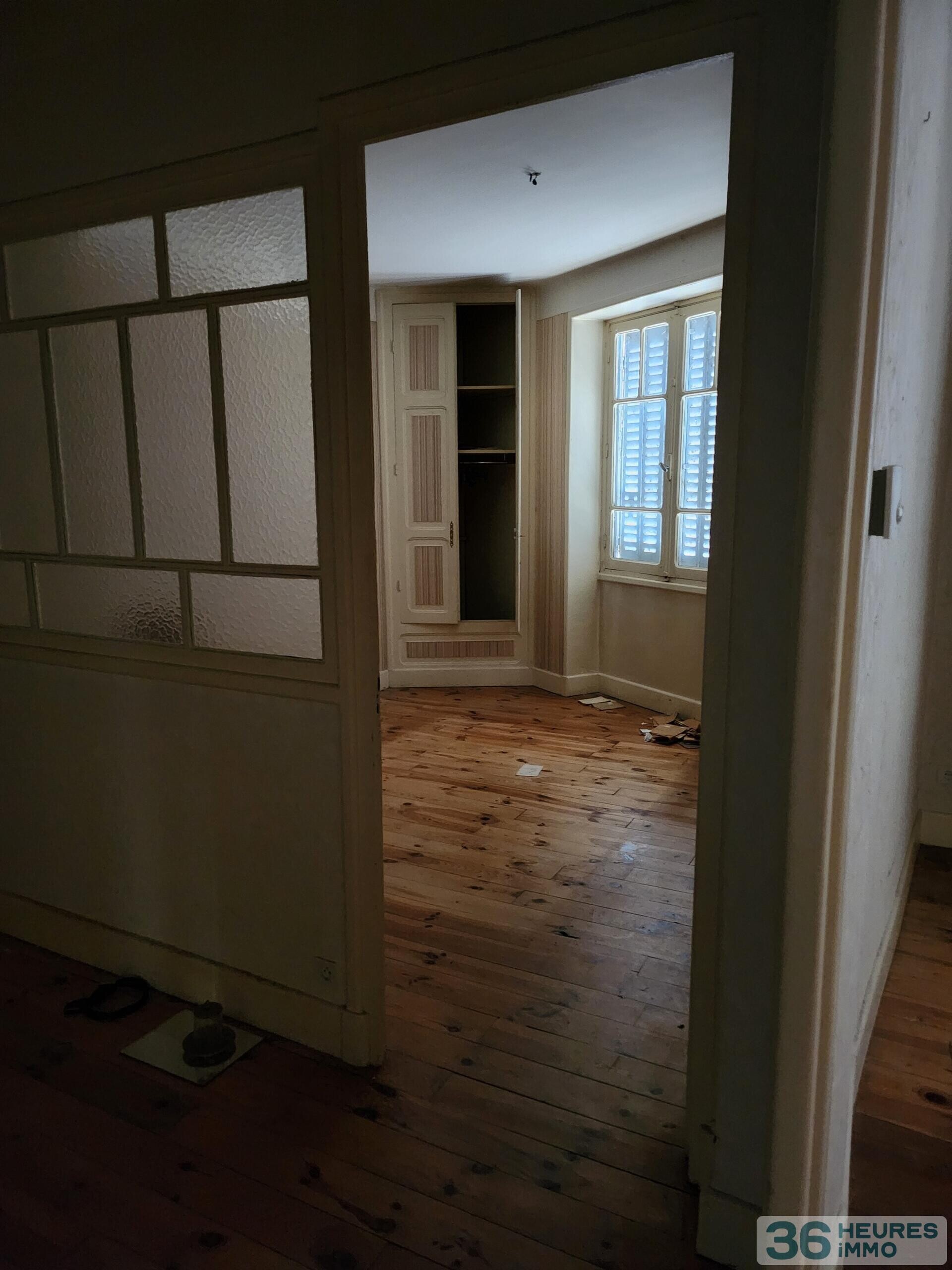 Immeuble Lavoute sur Loire