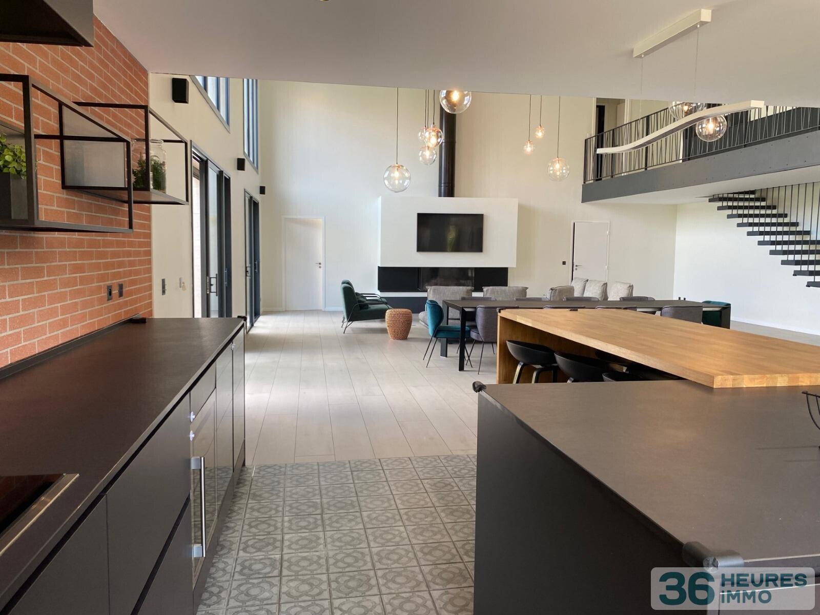 Maison-Loft contemporaine avec prestations haut de gamme Piscine chauffée et jardin 