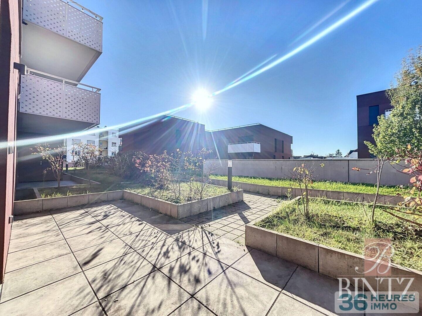 2/3 pièces avec terrasse & parking