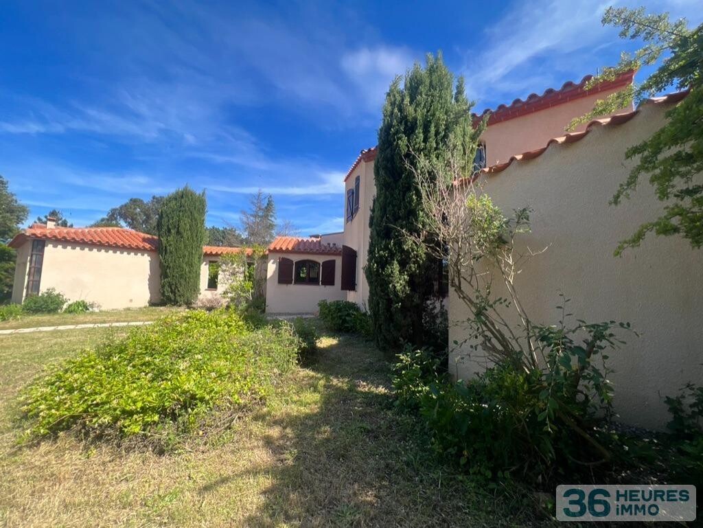 VILLA T 7 LAROQUE DES ALBERES 