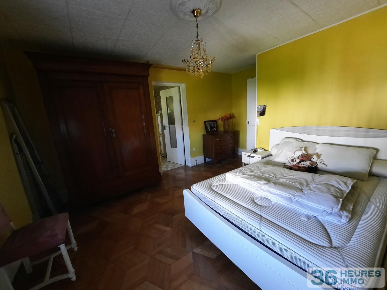 Maison cinq pièces à rénover sur 6a 21ca de terrain