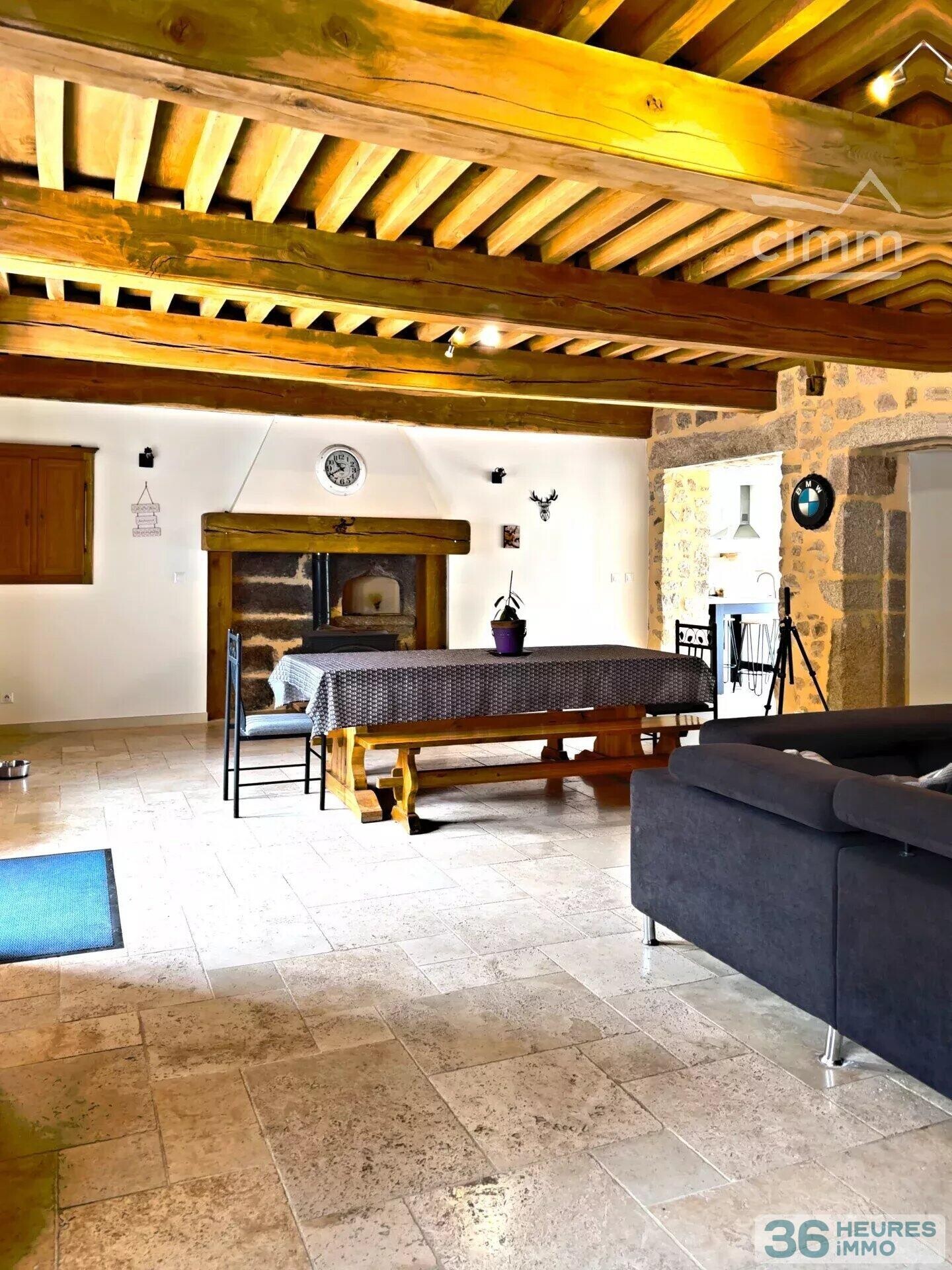 A VENDRE-MAISON DE CARACTERE DE PLAIN-PIED -SECTEUR ST LEGER VAUBAN