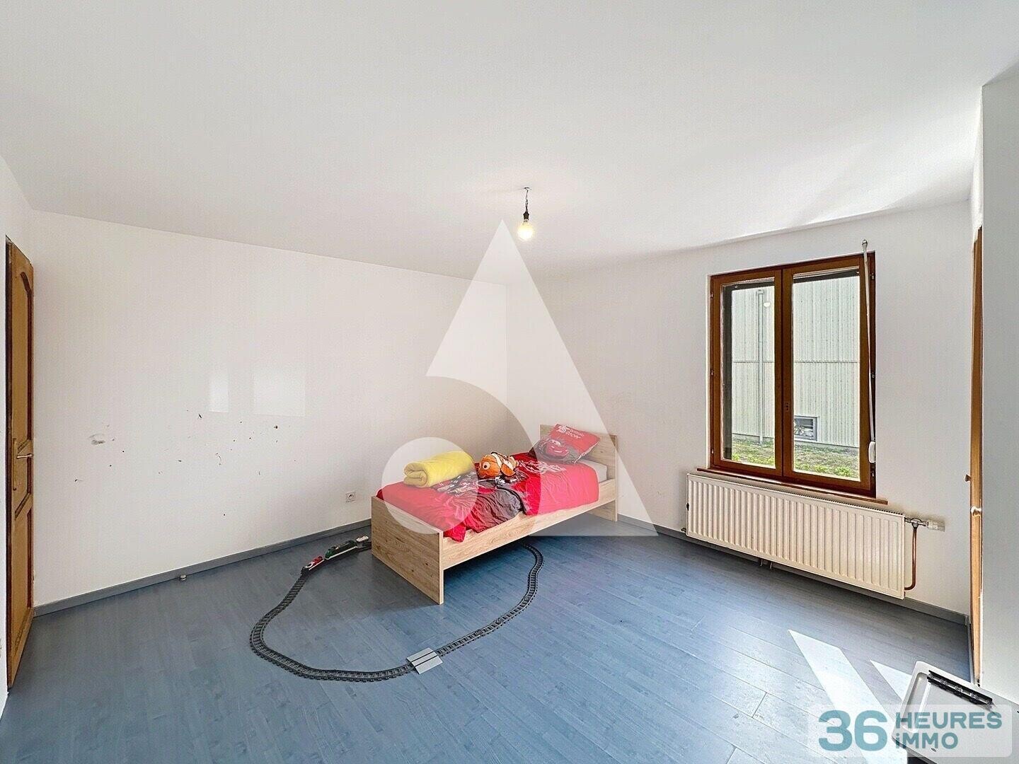 Maison semi-individuelle de 151 m² en semi plain-pied