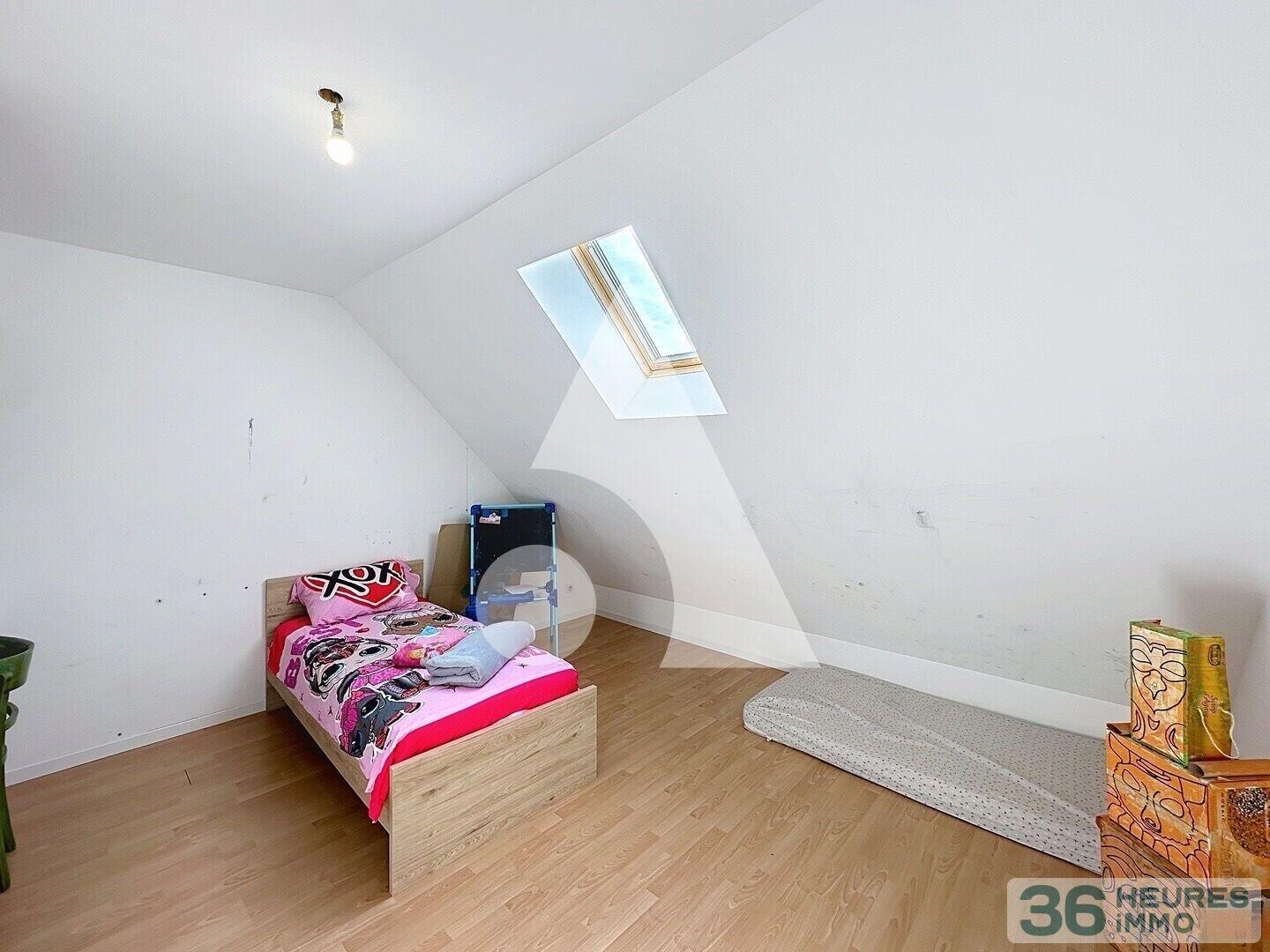 Maison semi-individuelle de 151 m² en semi plain-pied