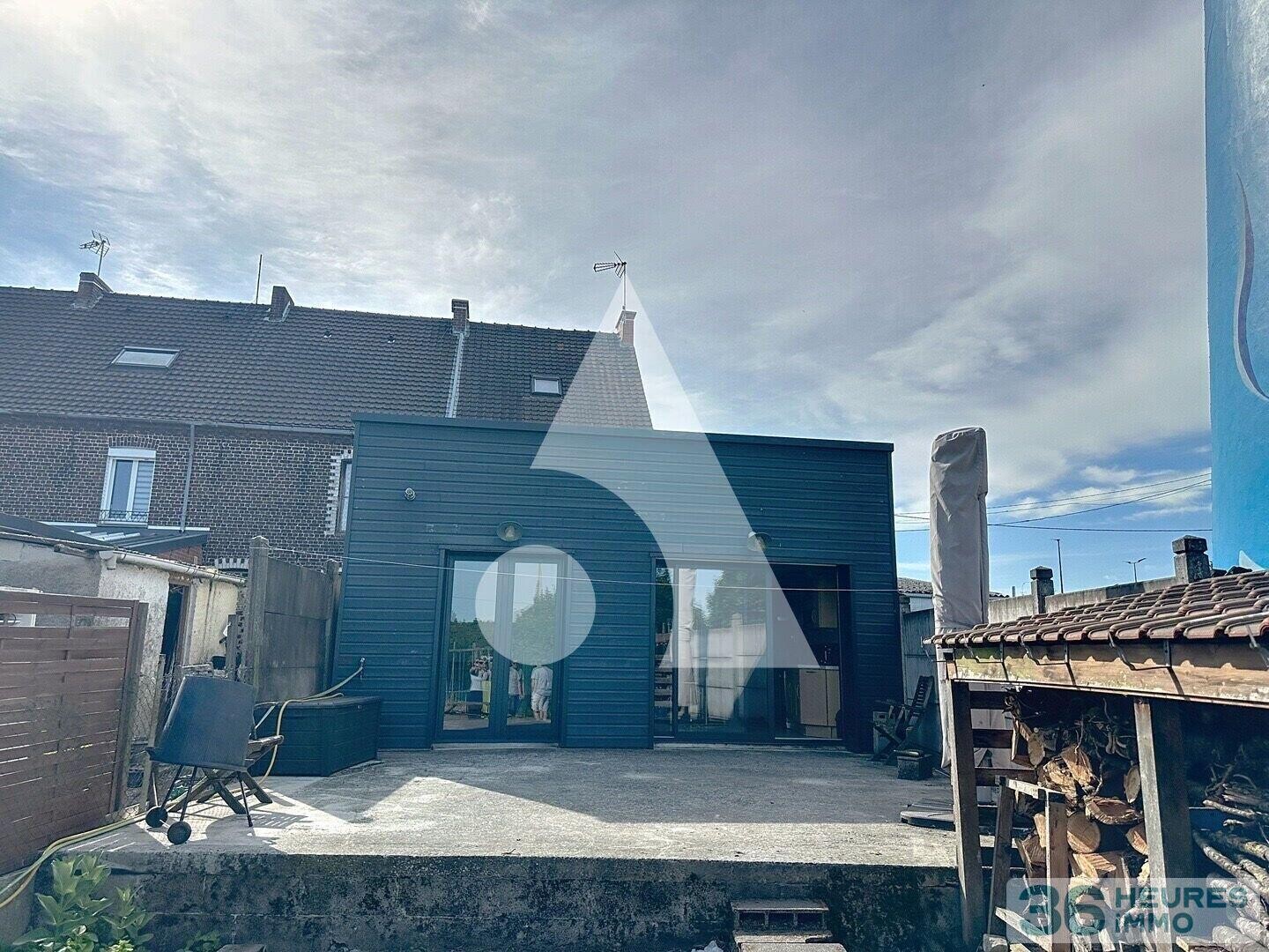 Maison semi-individuelle de 151 m² en semi plain-pied