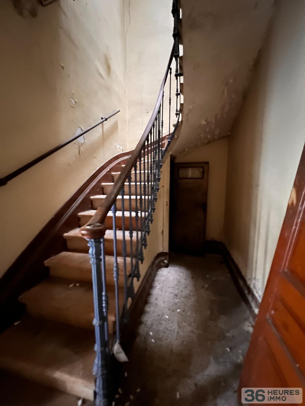 MAISON 7 PIECES . 4 CHS A RENOVER