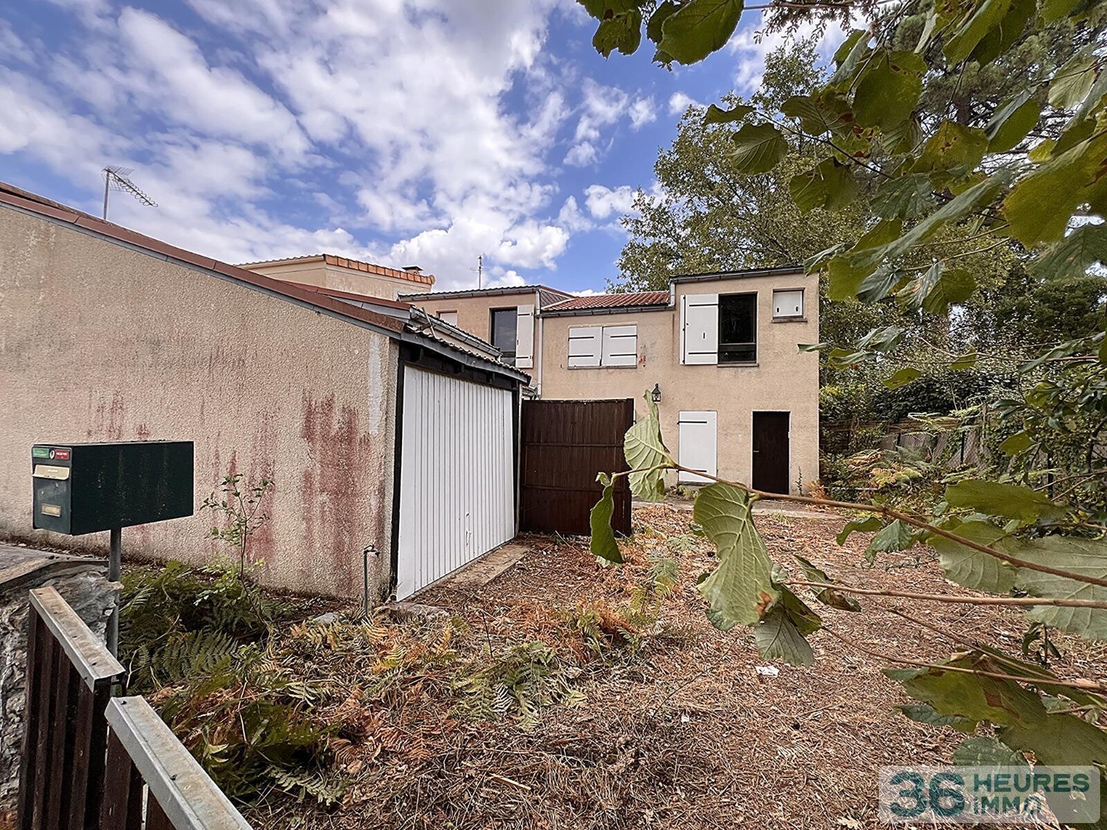 MAISON  T5 GARAGE ET JARDIN