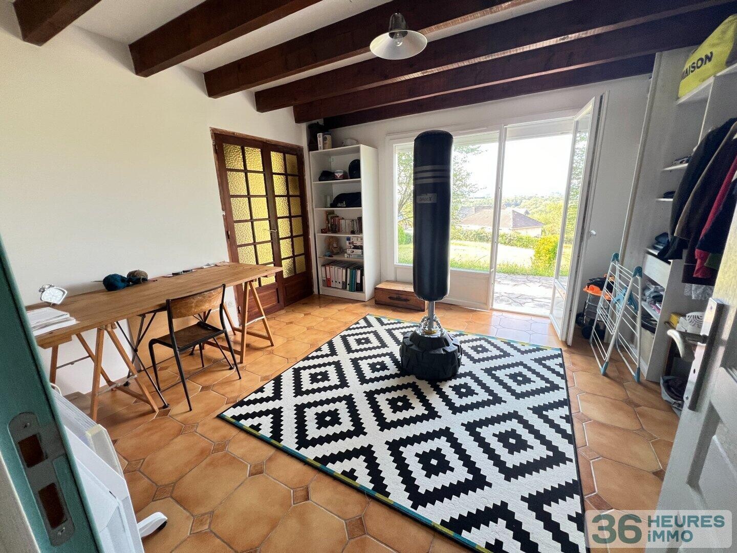 Jolie maison de campagne à Juillac