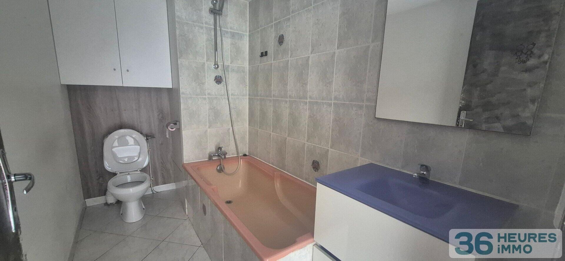 Ensemble immobilier 4 maisons individuelles