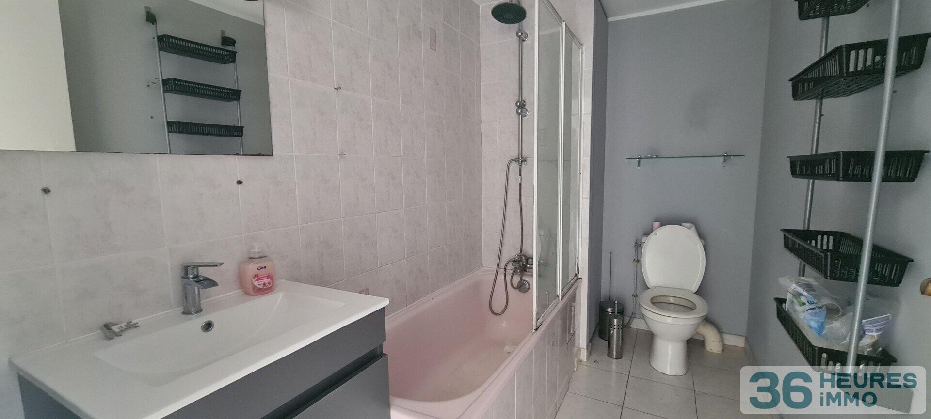 Ensemble immobilier 4 maisons individuelles