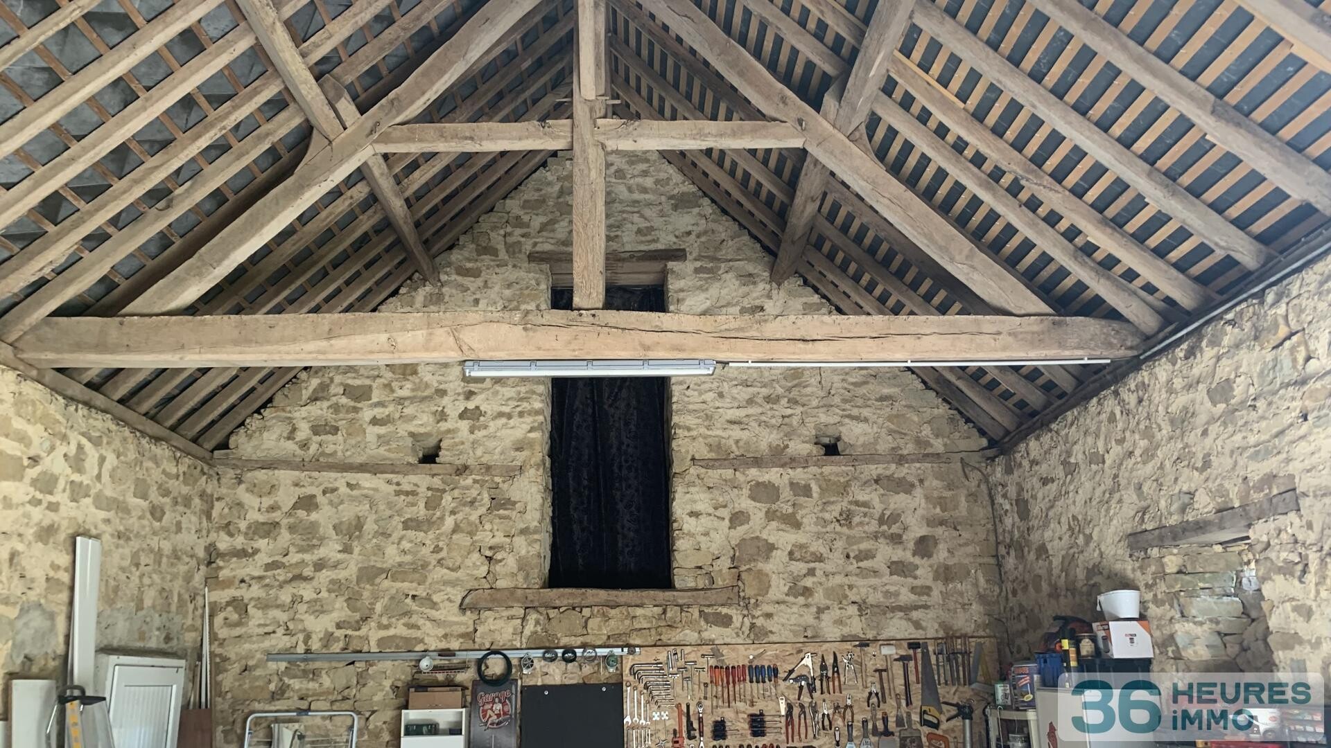 MAISON DE CAMPAGNE 
