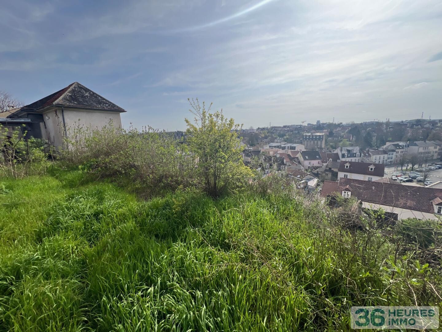 Maison à réhabiliter centre-ville Pontoise - vue imprenable