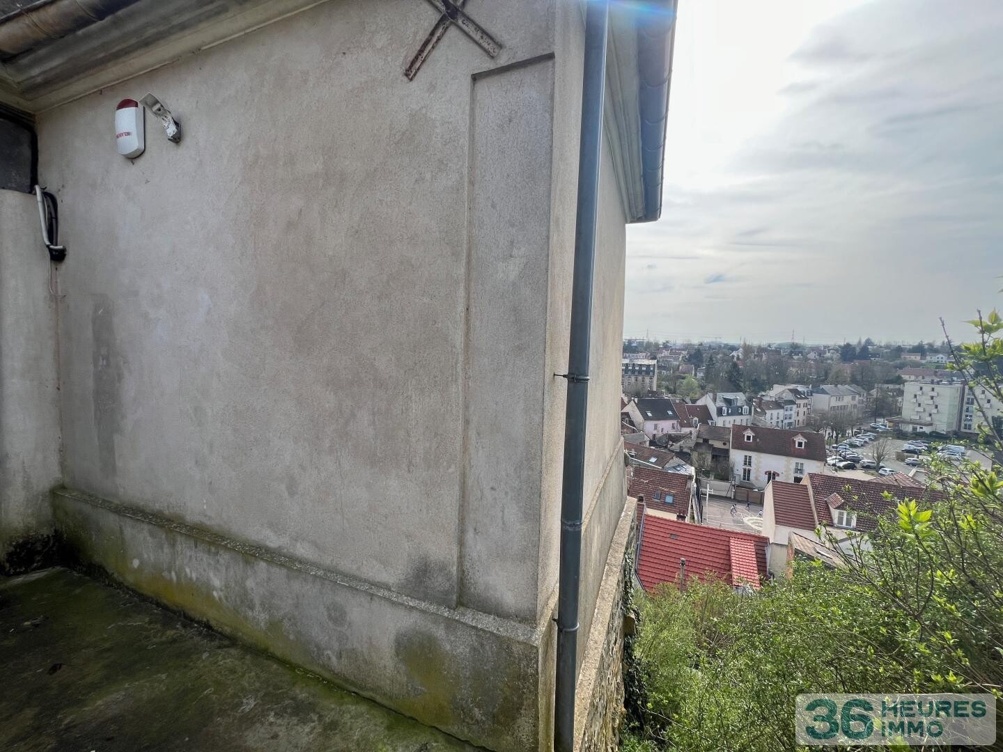 Maison à réhabiliter centre-ville Pontoise - vue imprenable