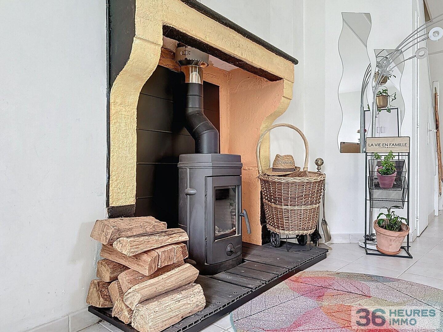 Maison de ville rénovée avec cour