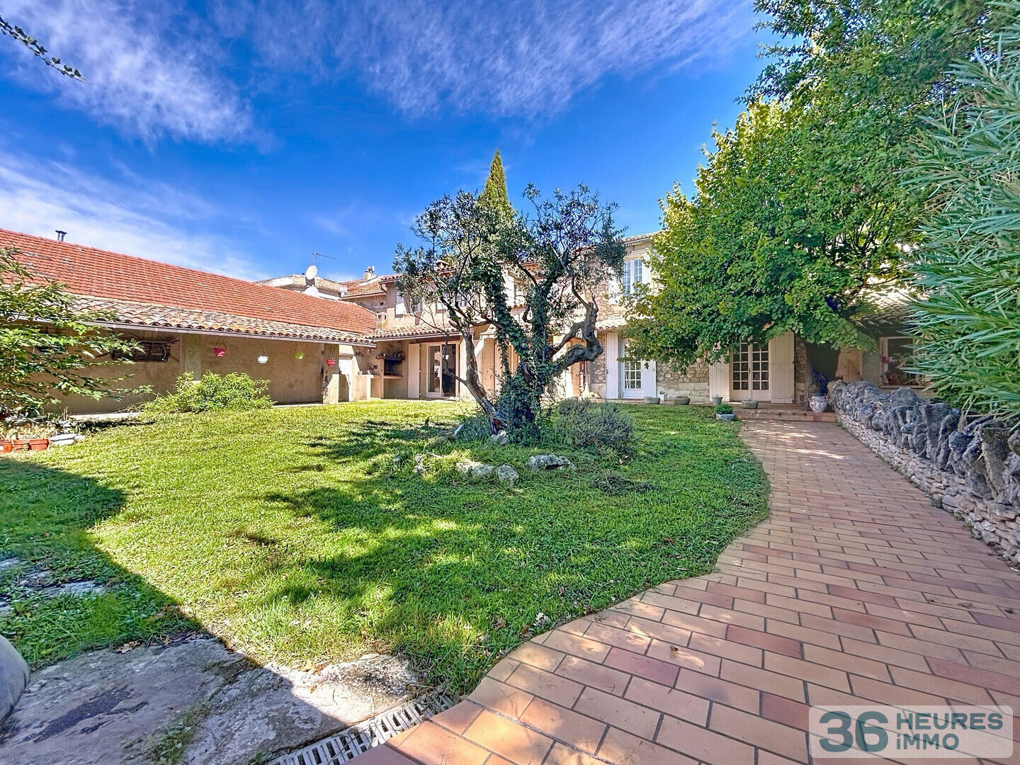 Maison de 157 m2 et dépendances - Proche centre Cavaillon