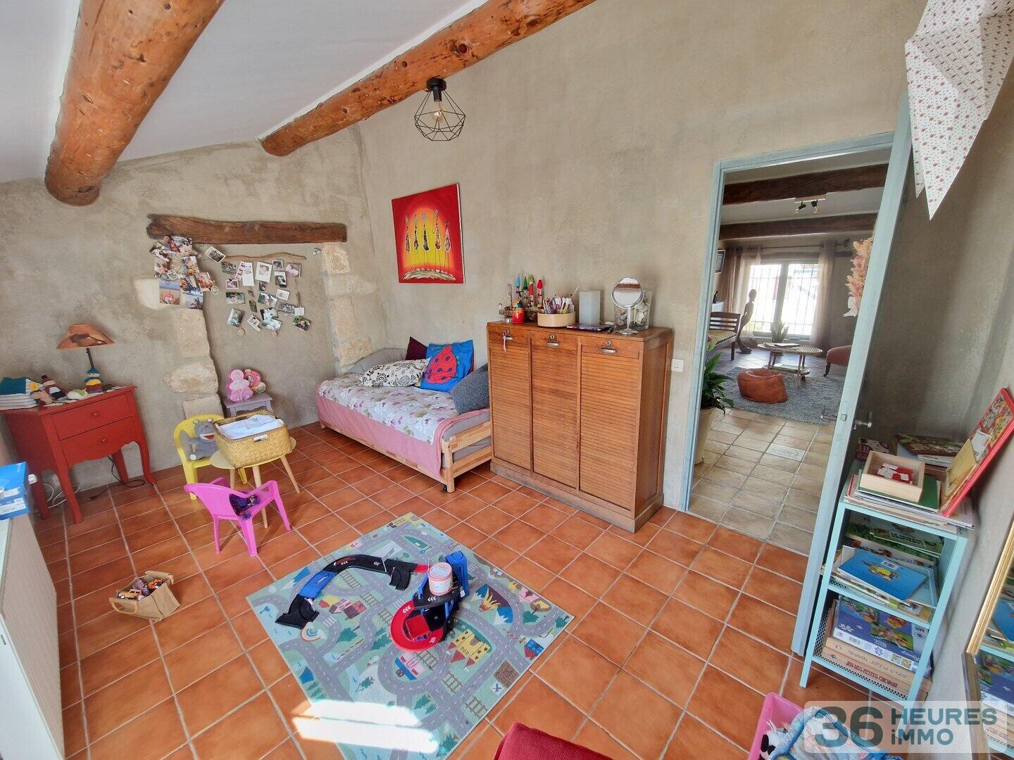 Maison en Pierre et dépendance