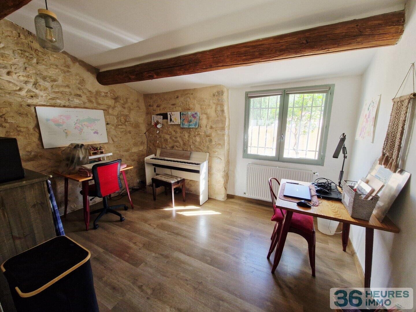 Maison en Pierre et dépendance