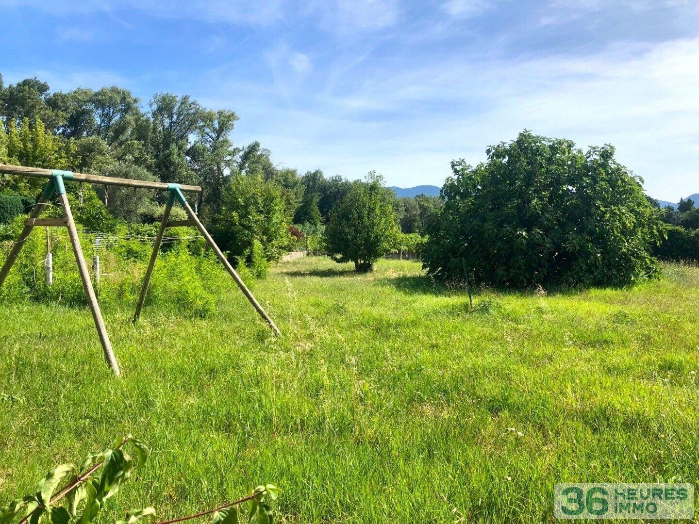 Valréas-Maison ancienne à rénovée