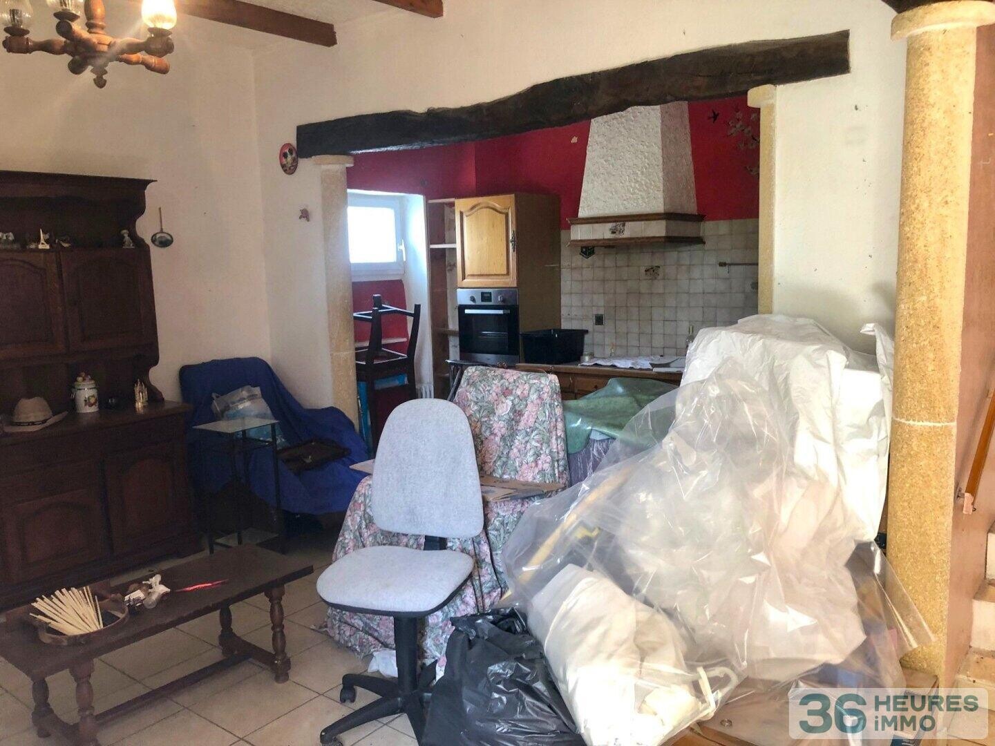 Valréas-Maison ancienne à rénovée