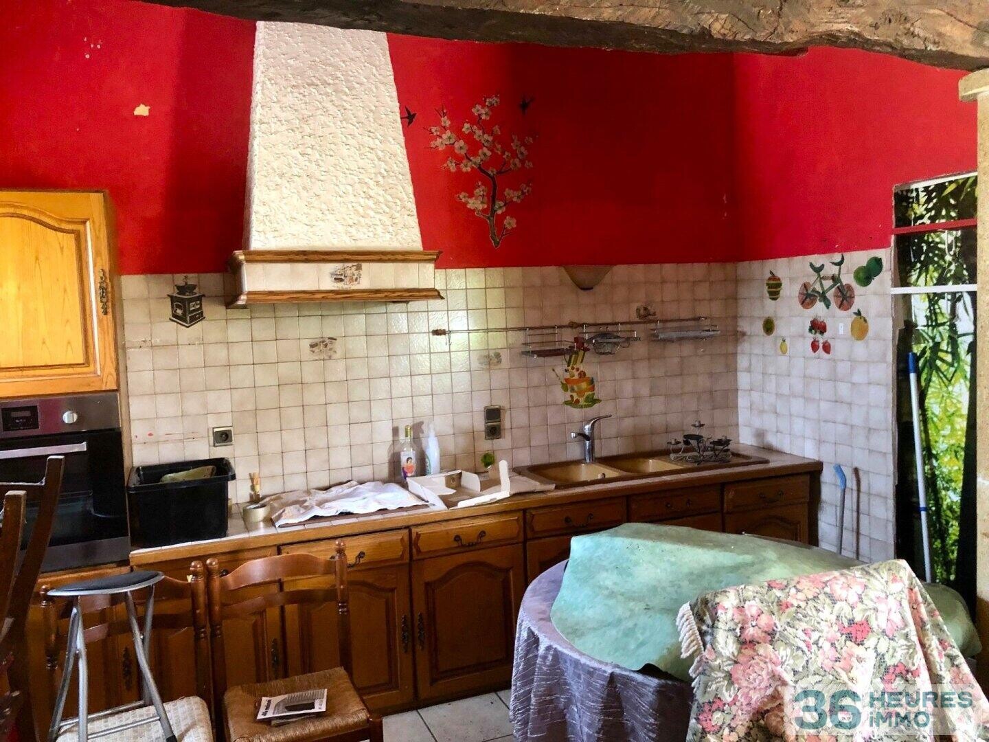 Valréas-Maison ancienne à rénovée