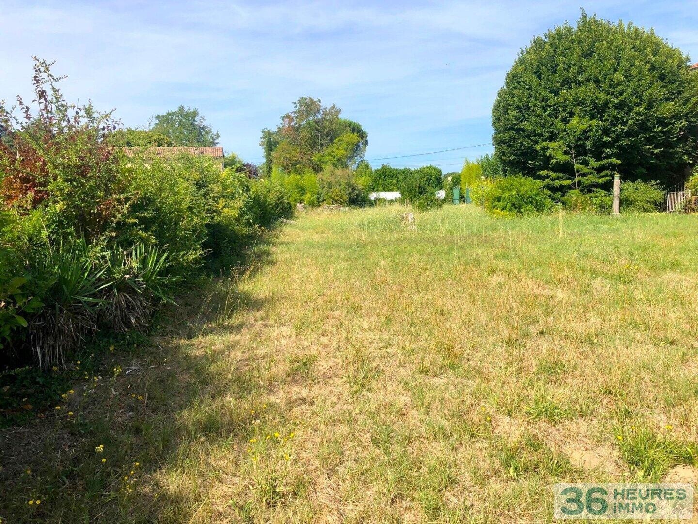 Valréas-Maison ancienne à rénovée