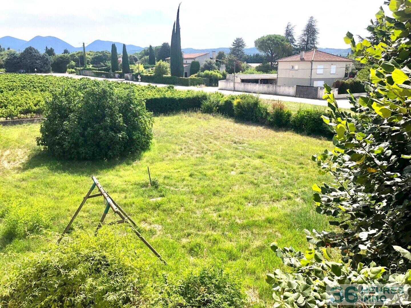 Valréas-Maison ancienne à rénovée