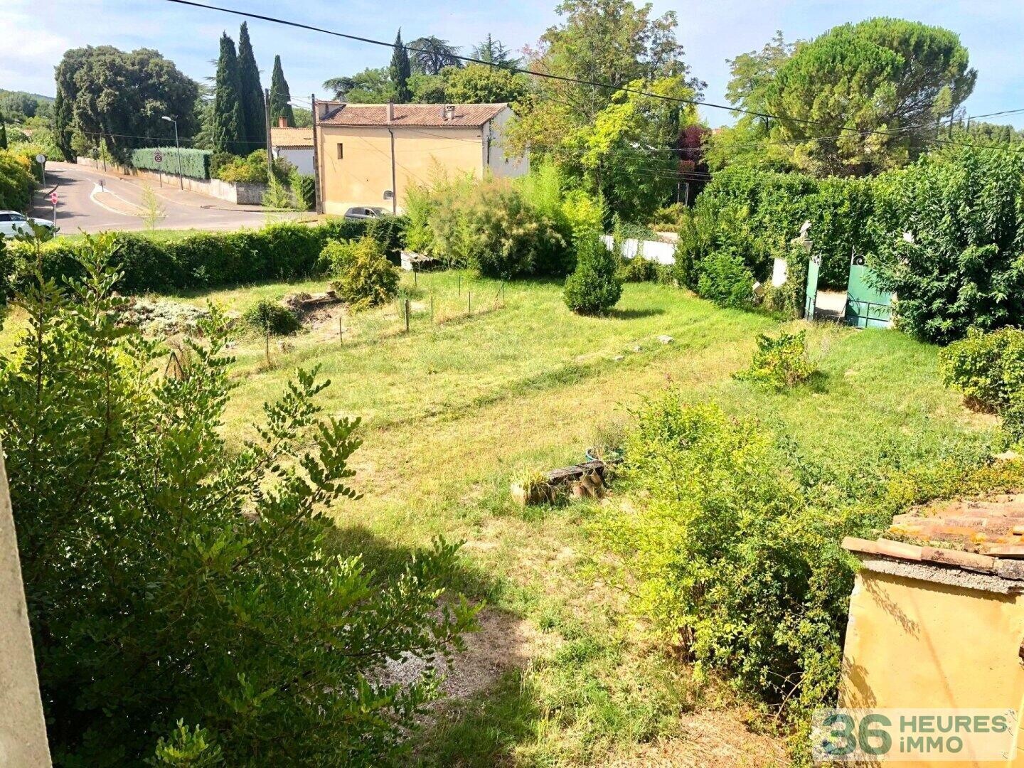 Valréas-Maison ancienne à rénovée