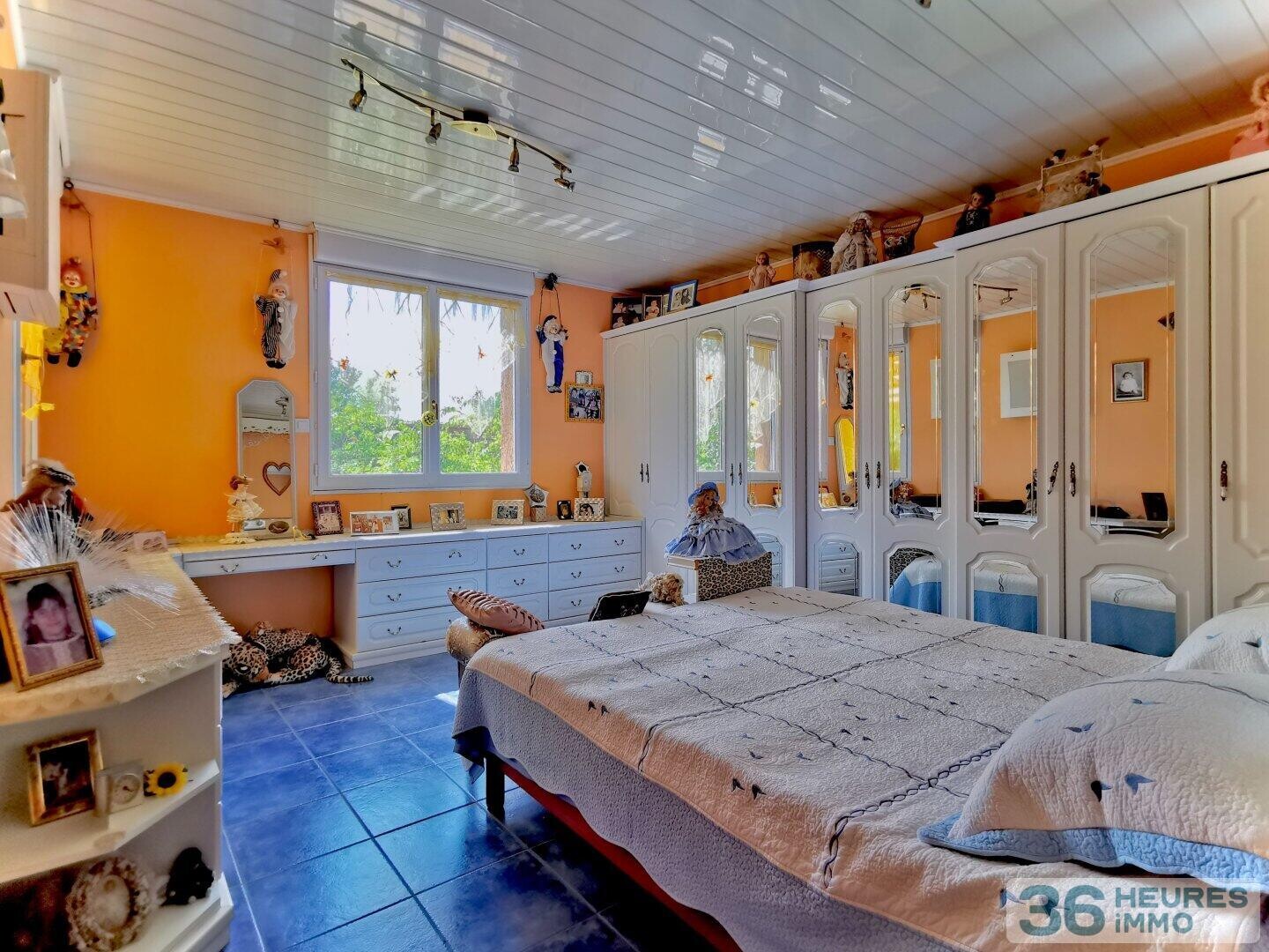 Hérault (34) - A Mireval - Villa plain-pied avec appartement T3 indépendant - 137 m2 sur parcelle piscinable