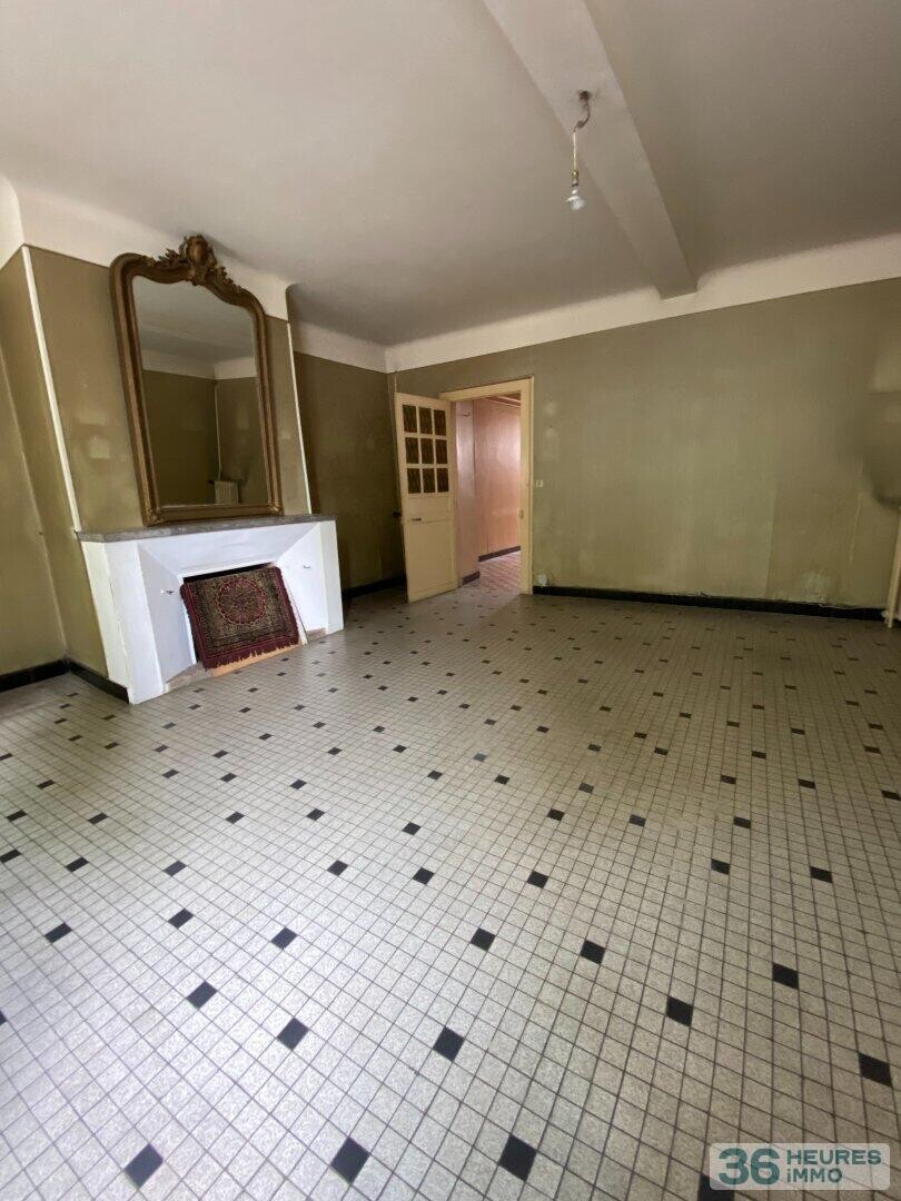 NAY - A 2 pas du centre ville