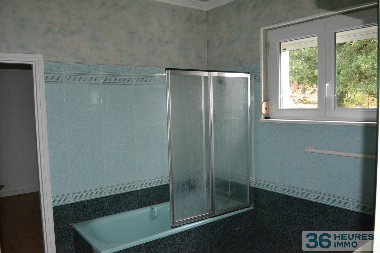 Maison individuelle avec terrain attenant